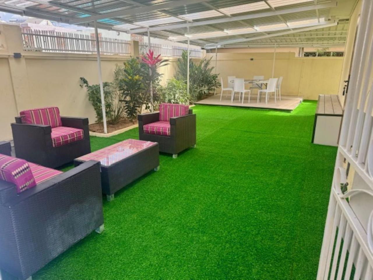 Flic-en-Flacq Residence Barbera Apartments מראה חיצוני תמונה